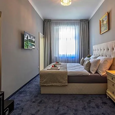 Aparthotel Slabur 4*