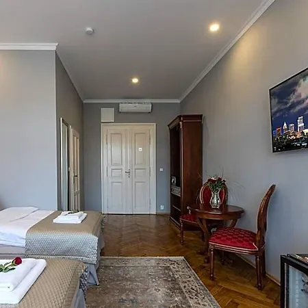 Slabur Aparthotel