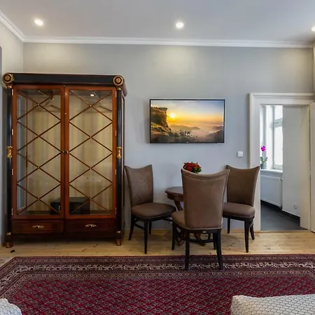 Slabur Aparthotel Prague