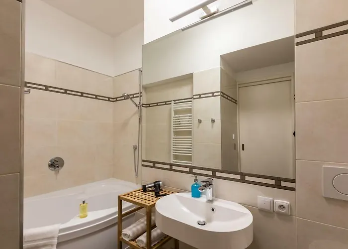 Slabur Lägenhetshotell Prag