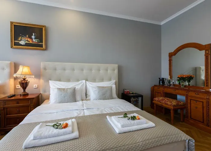 Lägenhetshotell Slabur 4*