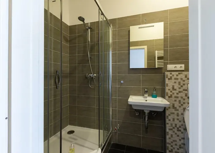 Slabur Lägenhetshotell